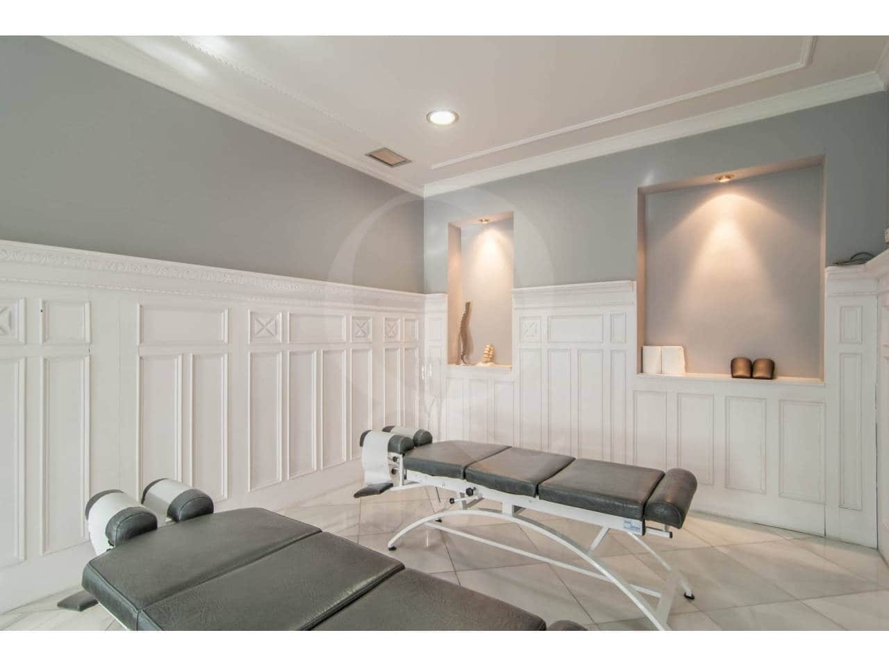 Office for sale in Alicante / Alacant city - € 525,000 (Ref: 5489043)