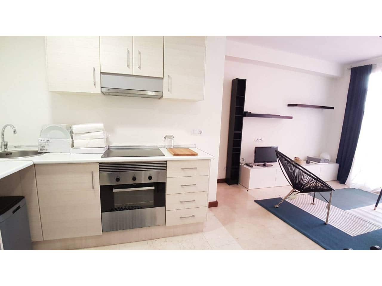 1 bedroom Flat for rent in Alicante / Alacant city - € 900 (Ref: 5493440)