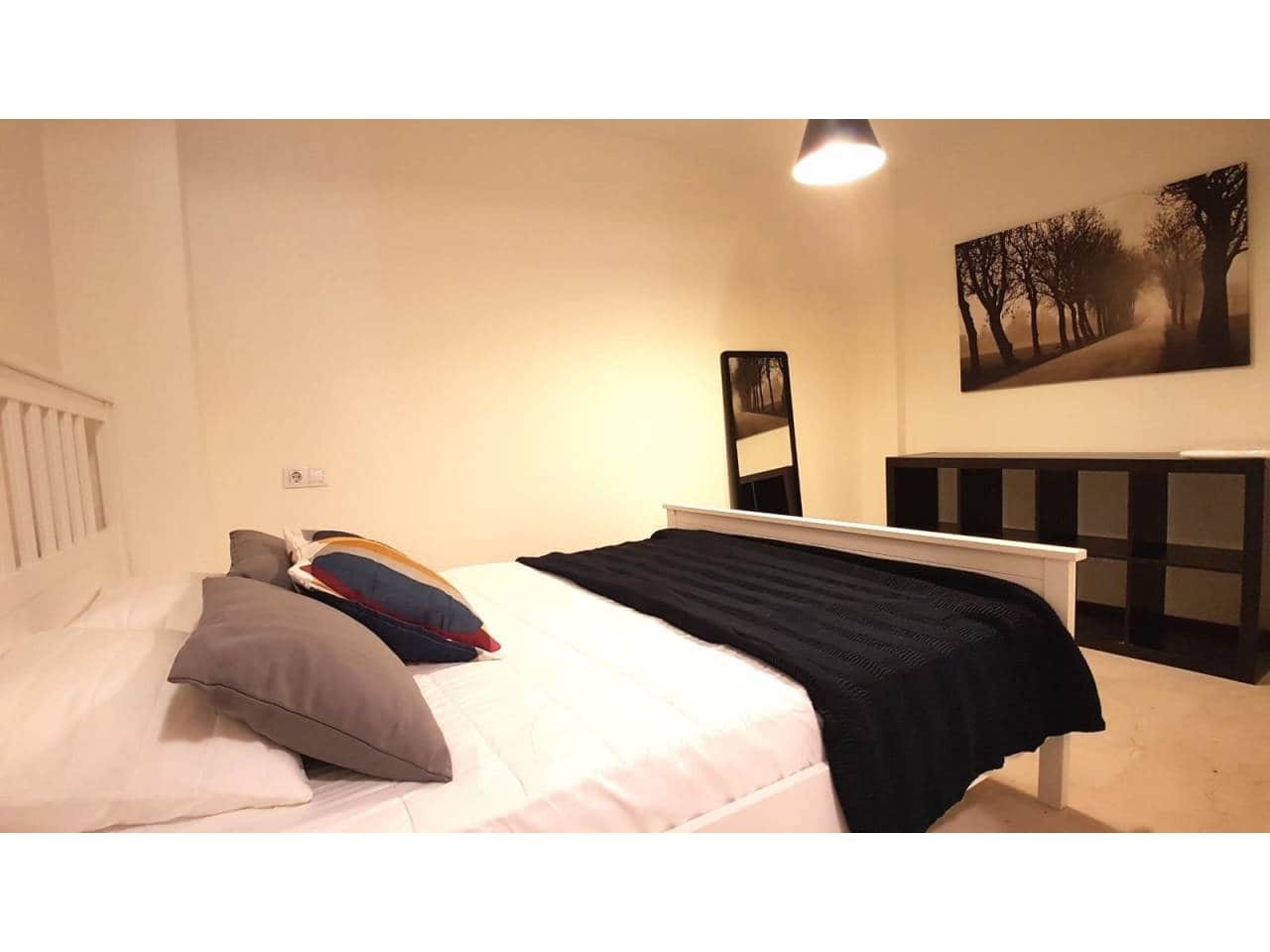 1 bedroom Flat for rent in Alicante / Alacant city - € 900 (Ref: 5493440)