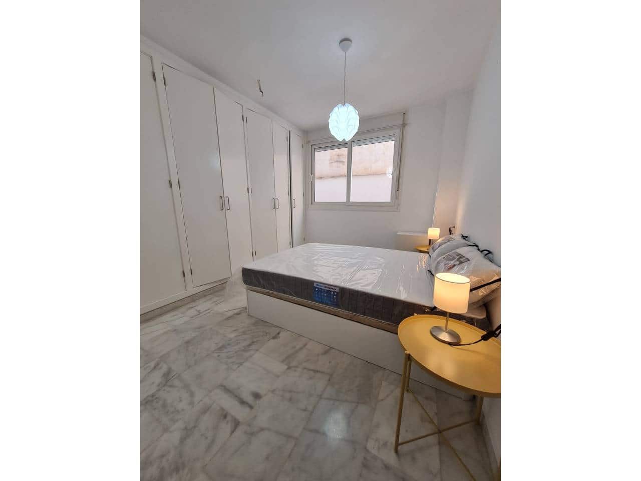 1 Zimmer Wohnung zu vermieten in Alicante / Alacant Stadt - 950 € (Ref: 5786015)