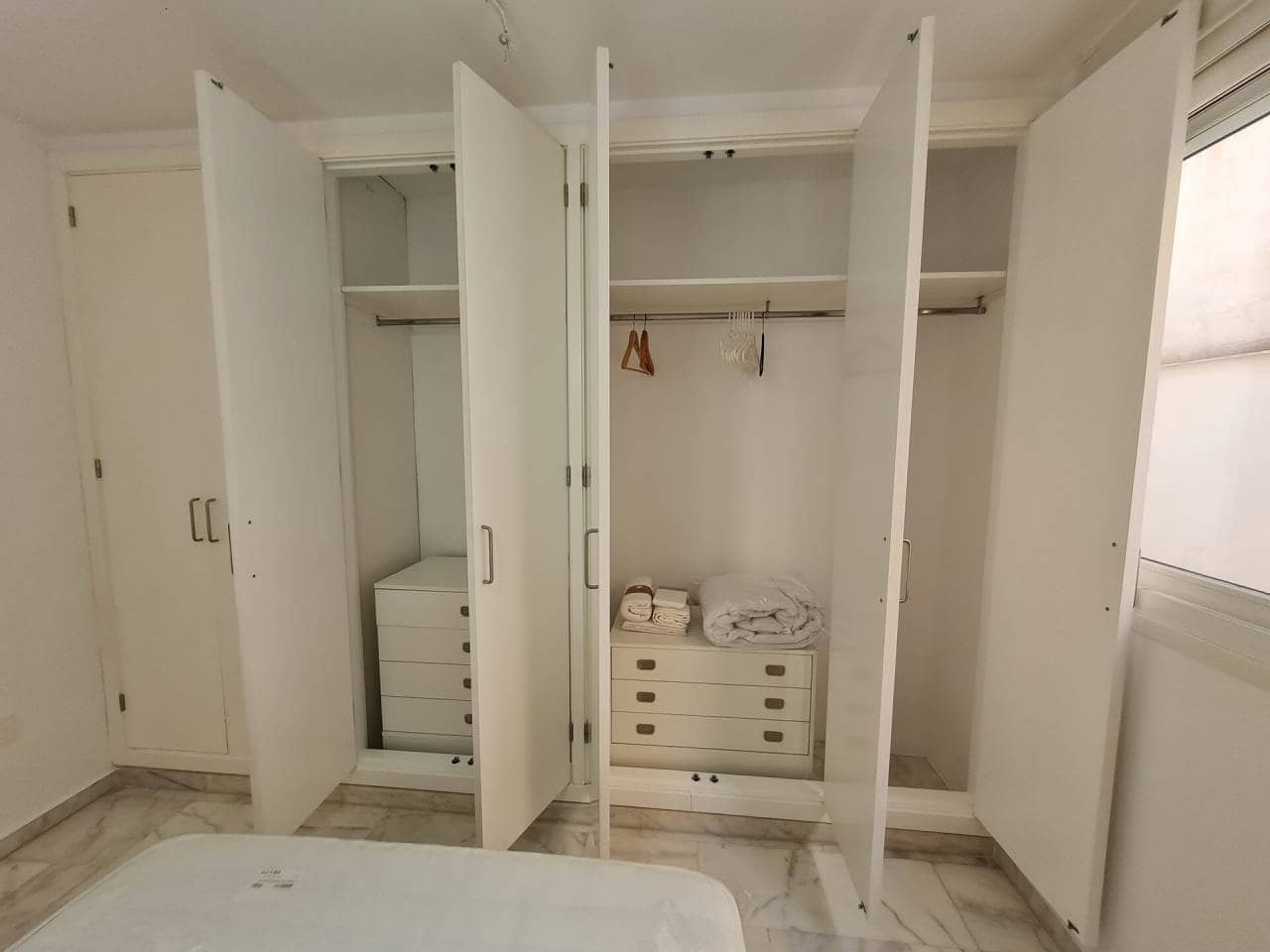 1 Zimmer Wohnung zu vermieten in Alicante / Alacant Stadt - 950 € (Ref: 5786015)