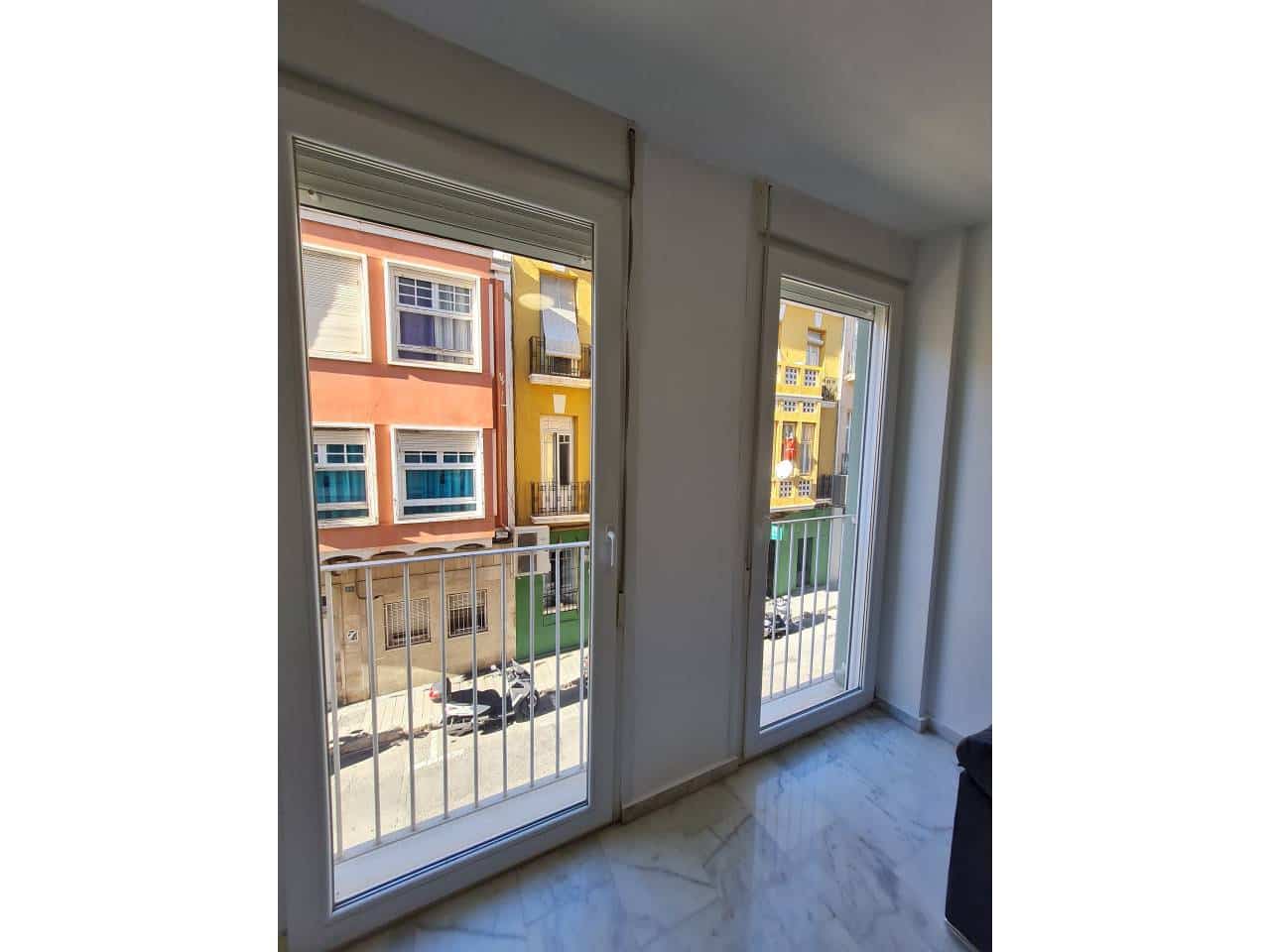 1 Zimmer Wohnung zu vermieten in Alicante / Alacant Stadt - 950 € (Ref: 5786015)