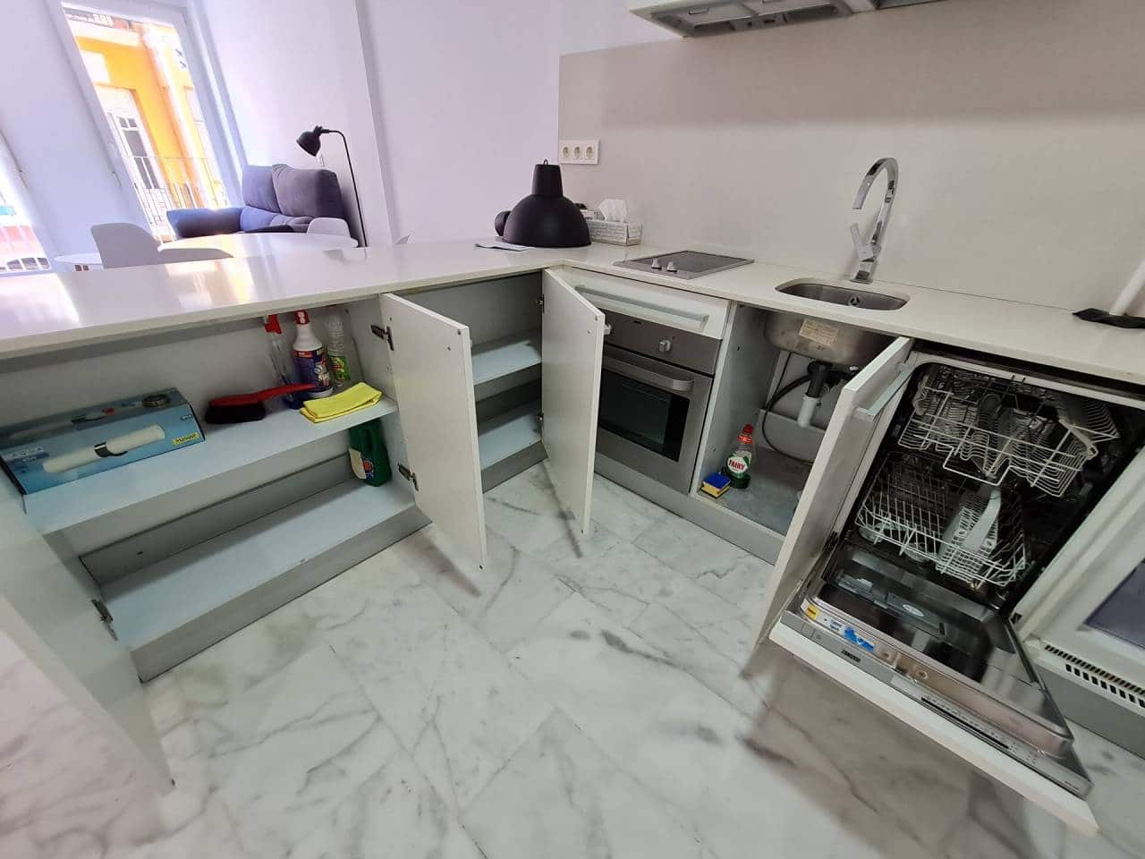 1 Zimmer Wohnung zu vermieten in Alicante / Alacant Stadt - 950 € (Ref: 5786015)
