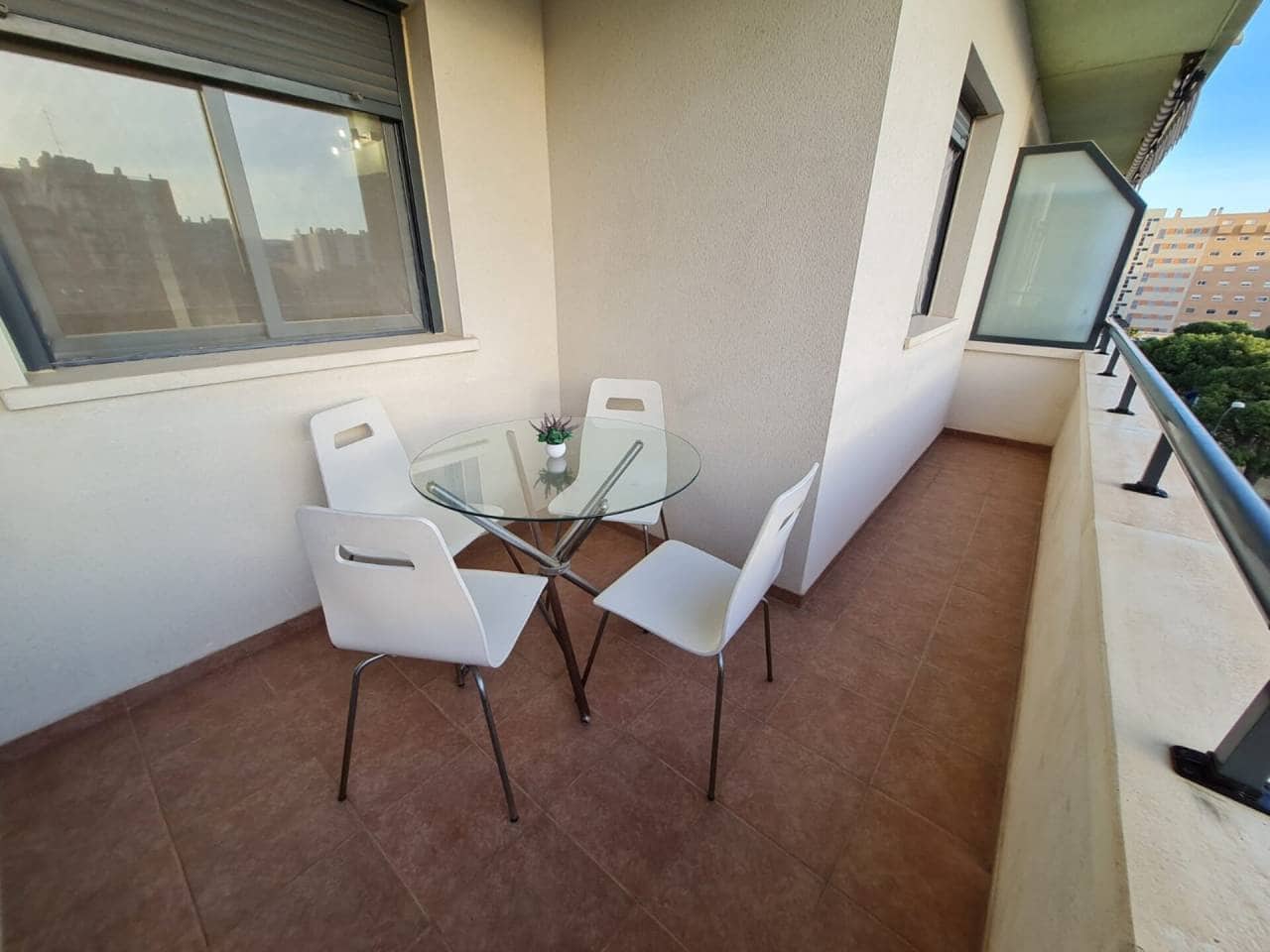 Appartement de 3 chambres à louer à Alicante ville avec piscine garage - 1 100 € (Ref: 5892218)