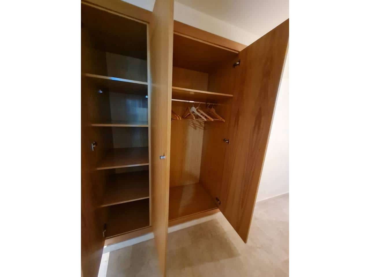Appartement de 3 chambres à louer à Alicante ville avec piscine garage - 1 100 € (Ref: 5892218)