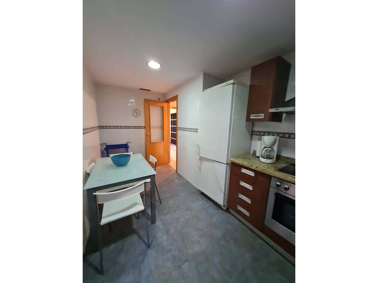 Appartement de 3 chambres à louer à Alicante ville avec piscine garage - 1 100 € (Ref: 5892218)