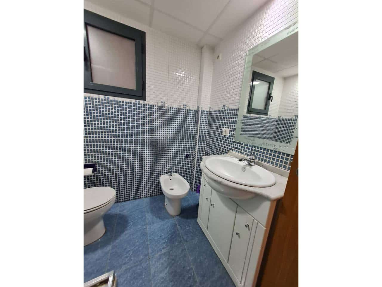 Appartement de 3 chambres à louer à Alicante ville avec piscine garage - 1 100 € (Ref: 5892218)