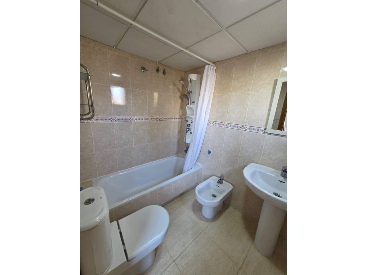 1 makuuhuone Kattohuoneisto vuokrattavana paikassa San Juan de Alicante / Sant Joan d'Alacant mukana uima-altaan 
autotalli - 1 100 € (Ref: 5963271)