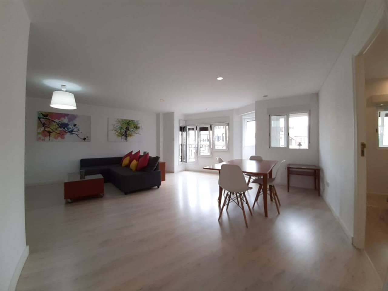 2 bedroom Flat for sale in Alicante / Alacant city - € 260,000 (Ref: 5990869)