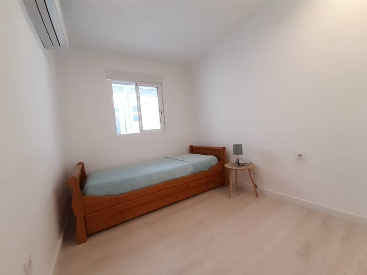 2 bedroom Flat for sale in Alicante / Alacant city - € 260,000 (Ref: 5990869)