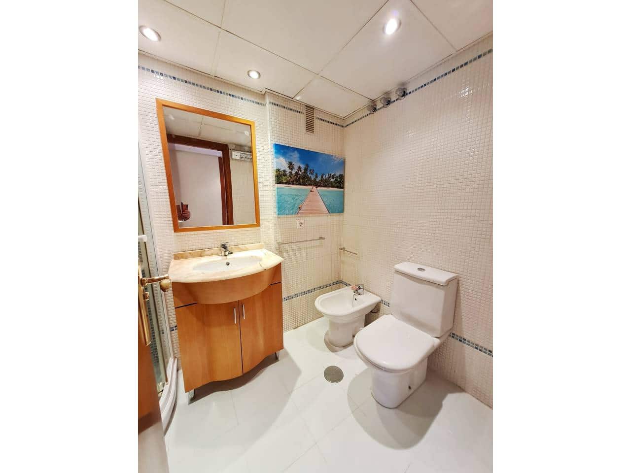 2 Zimmer Wohnung zu vermieten in Alicante / Alacant Stadt - 880 € (Ref: 6093153)