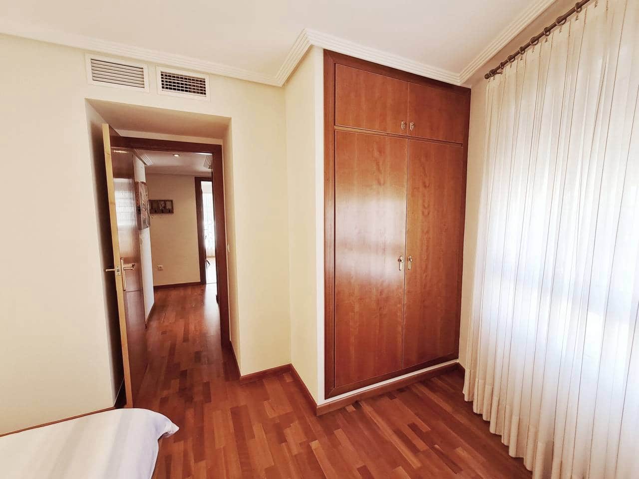 2 Zimmer Wohnung zu vermieten in Alicante / Alacant Stadt - 880 € (Ref: 6093153)