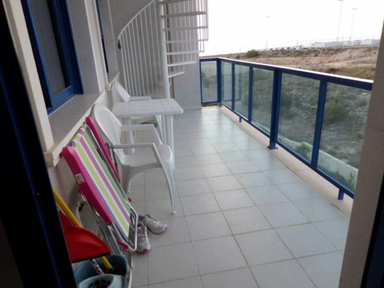 3 soverom Penthouse til salgs i Alicante by med svømmebasseng garasje - € 275 000 (Ref: 6133457)