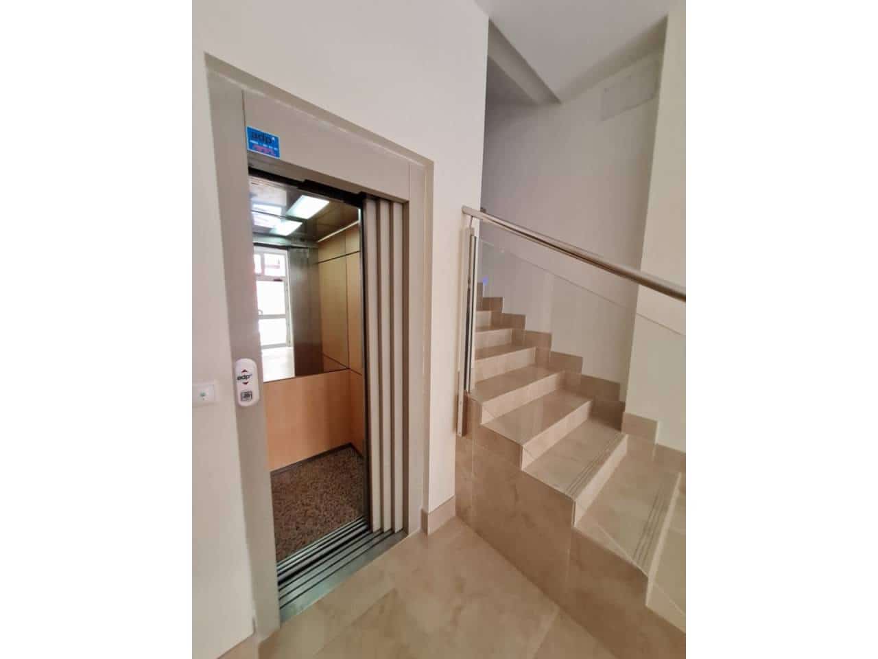 Appartement de 3 chambres à louer à Alicante ville - 1 250 € (Ref: 6260803)