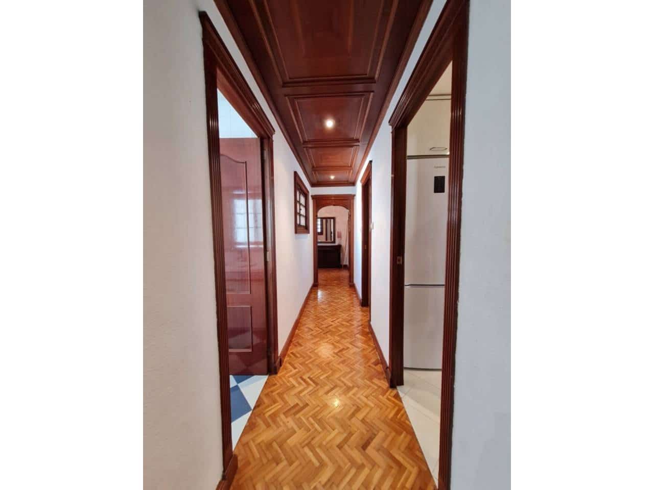 Appartement de 3 chambres à louer à Alicante ville - 1 250 € (Ref: 6260803)