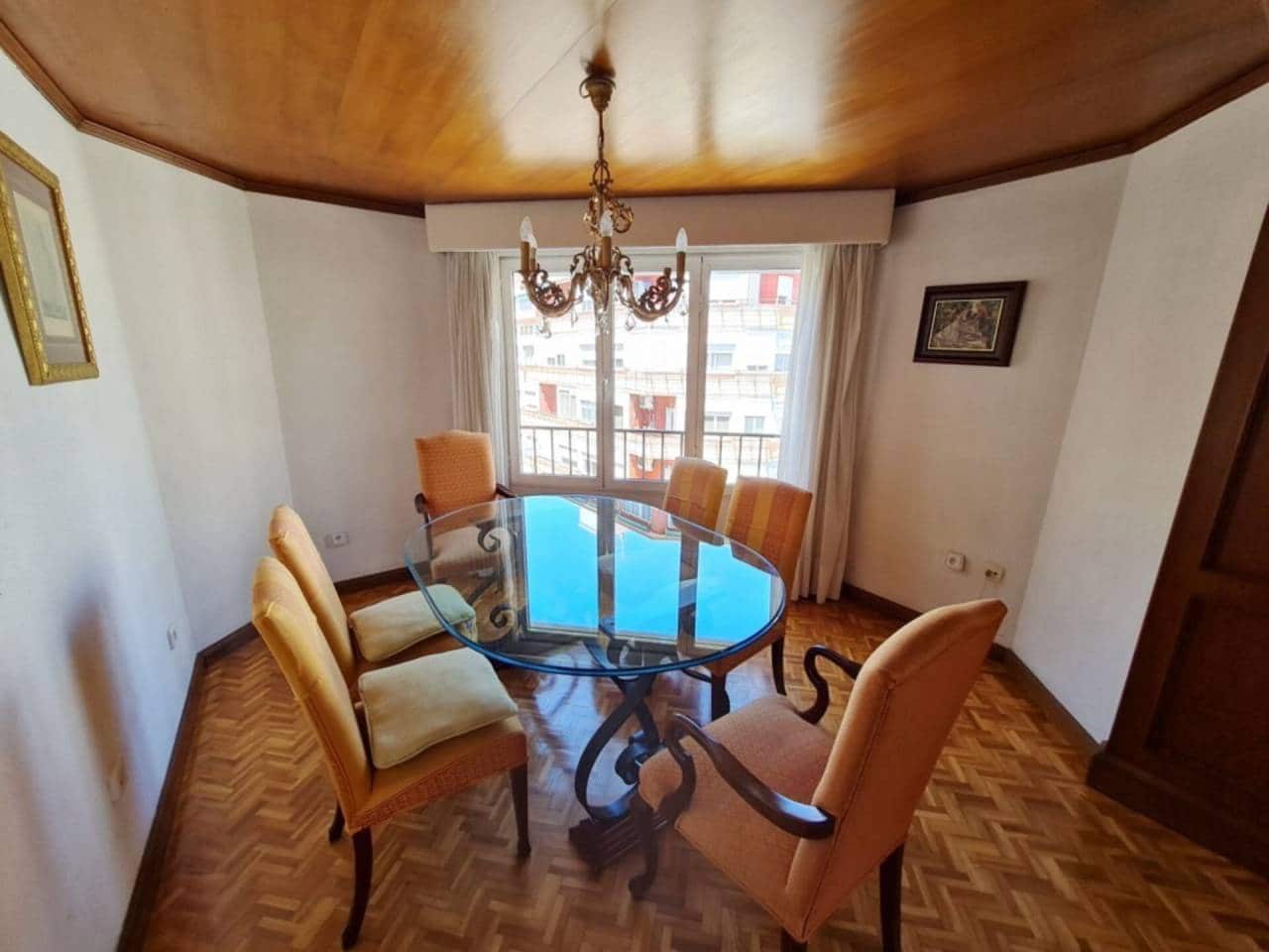 Appartement de 3 chambres à louer à Alicante ville - 1 250 € (Ref: 6260803)