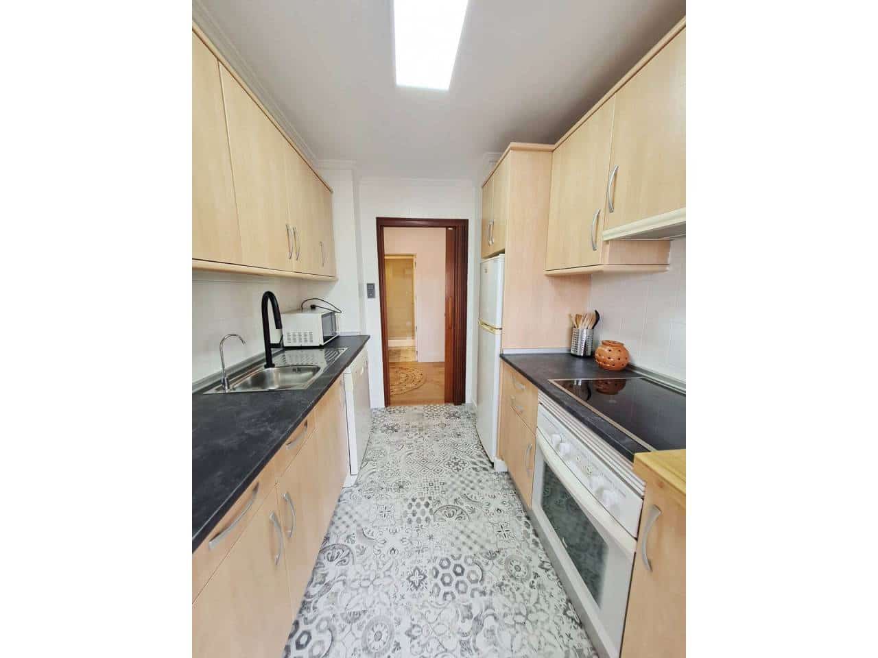 2 soveværelse Lejlighed til leje i Alicante by med garage - € 2.000 (Ref: 6373836)