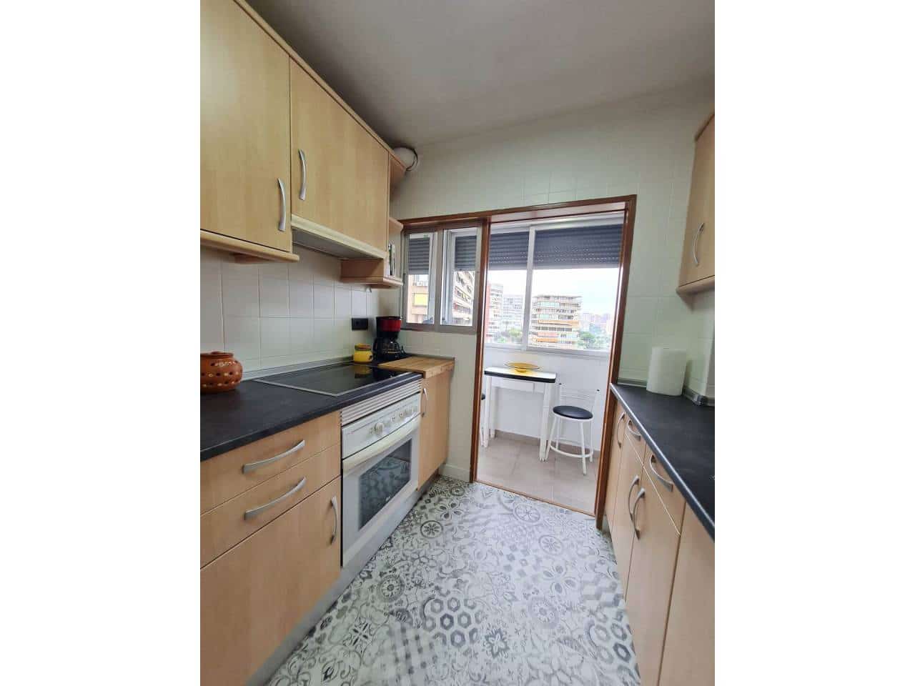 2 soveværelse Lejlighed til leje i Alicante by med garage - € 2.000 (Ref: 6373836)