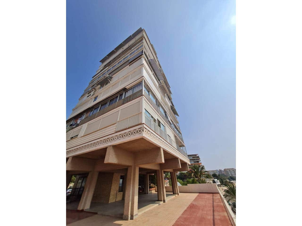 2 soveværelse Lejlighed til leje i Alicante by med garage - € 2.000 (Ref: 6373836)