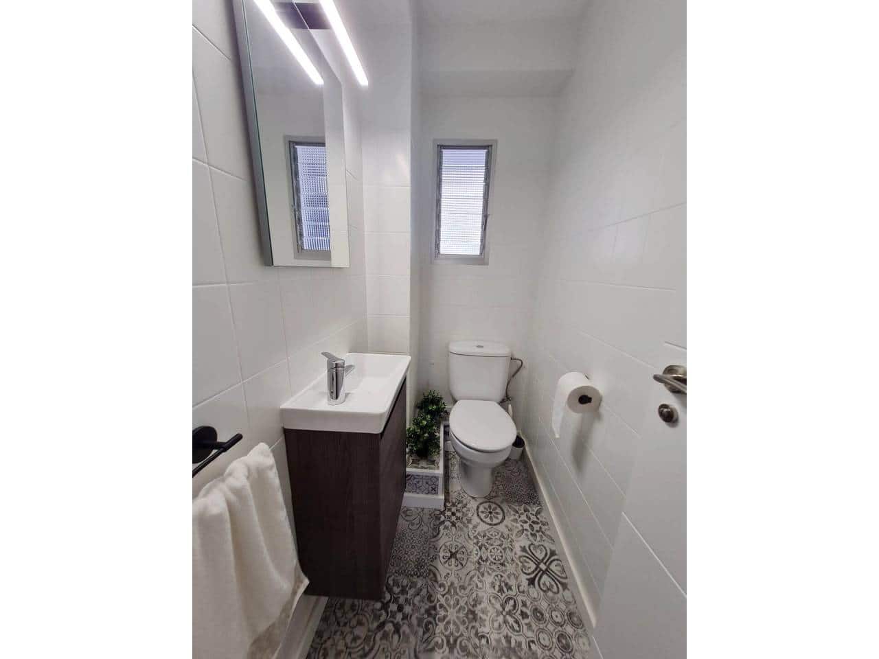 2 soveværelse Lejlighed til leje i Alicante by med garage - € 2.000 (Ref: 6373836)