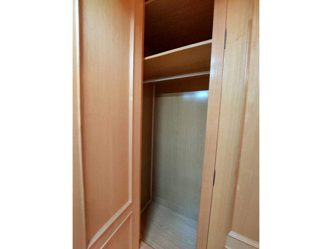 3 bedroom Flat for sale in Alicante / Alacant city - € 225,000 (Ref: 6418623)