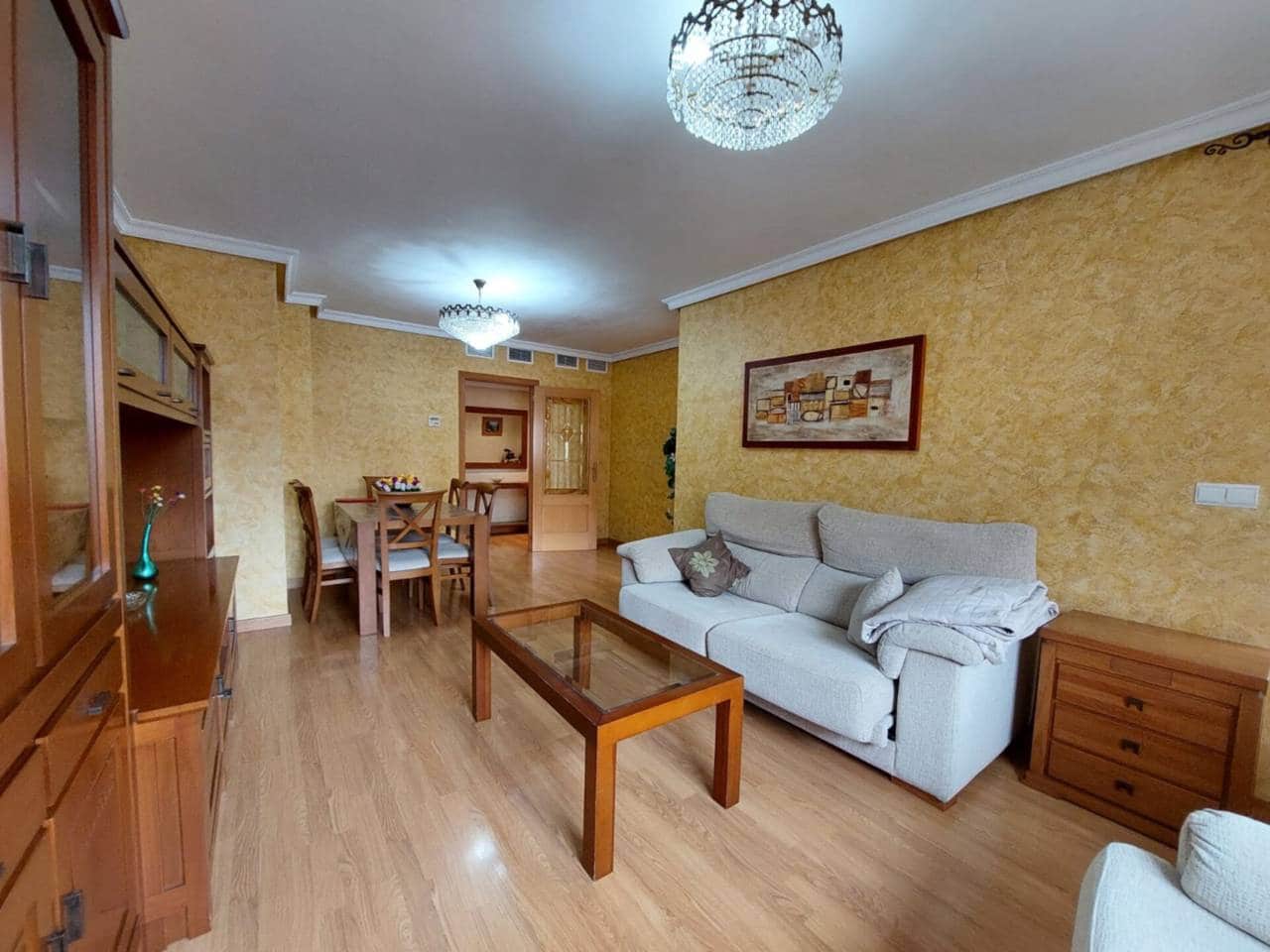 3 bedroom Flat for sale in Alicante / Alacant city - € 225,000 (Ref: 6418623)