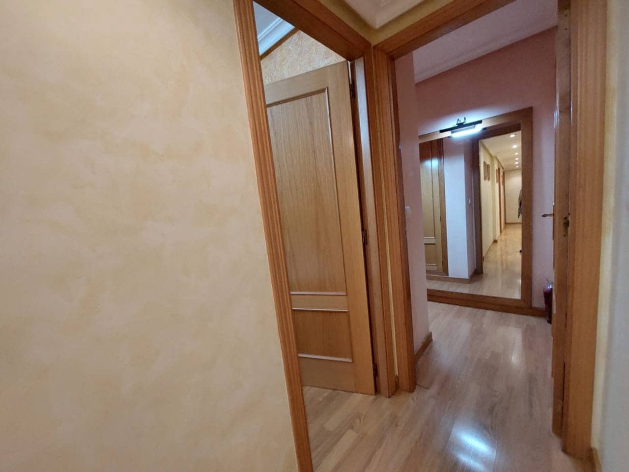 3 bedroom Flat for sale in Alicante / Alacant city - € 225,000 (Ref: 6418623)