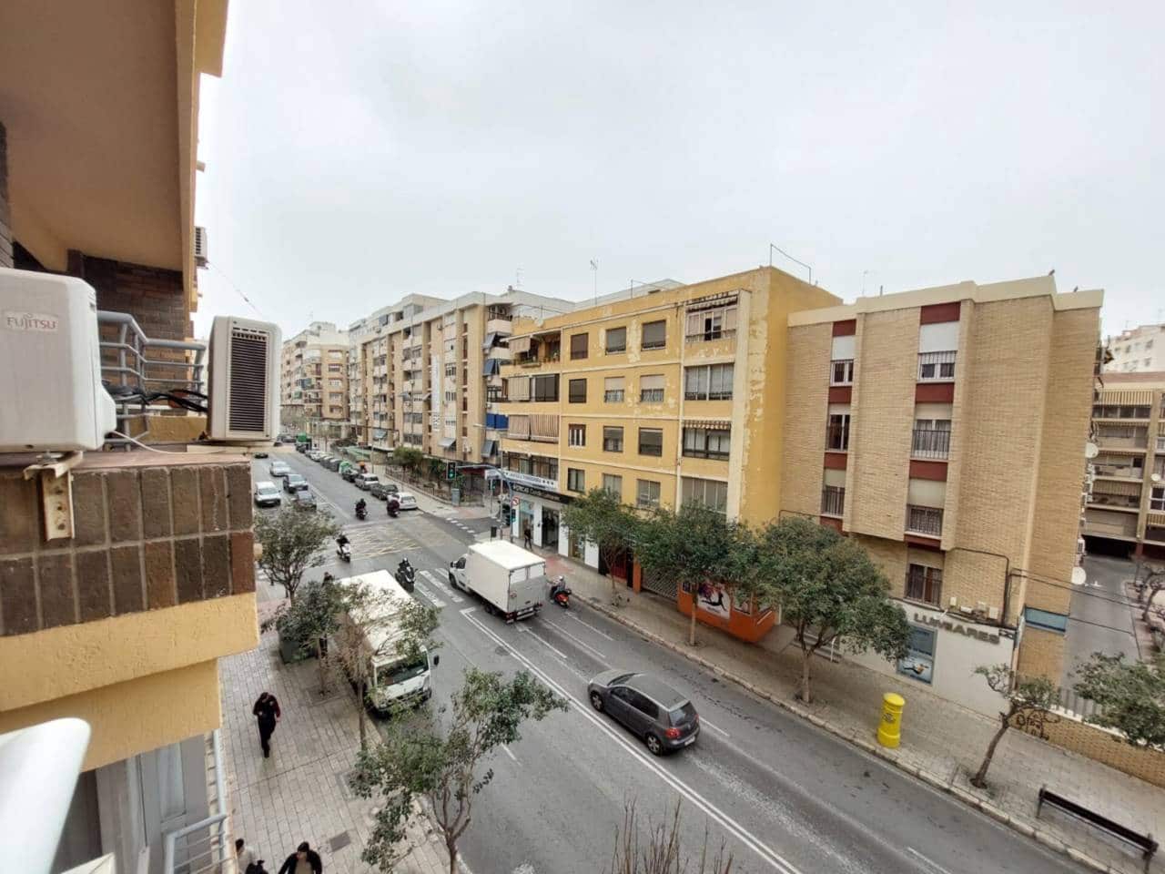 3 bedroom Flat for sale in Alicante / Alacant city - € 225,000 (Ref: 6418623)