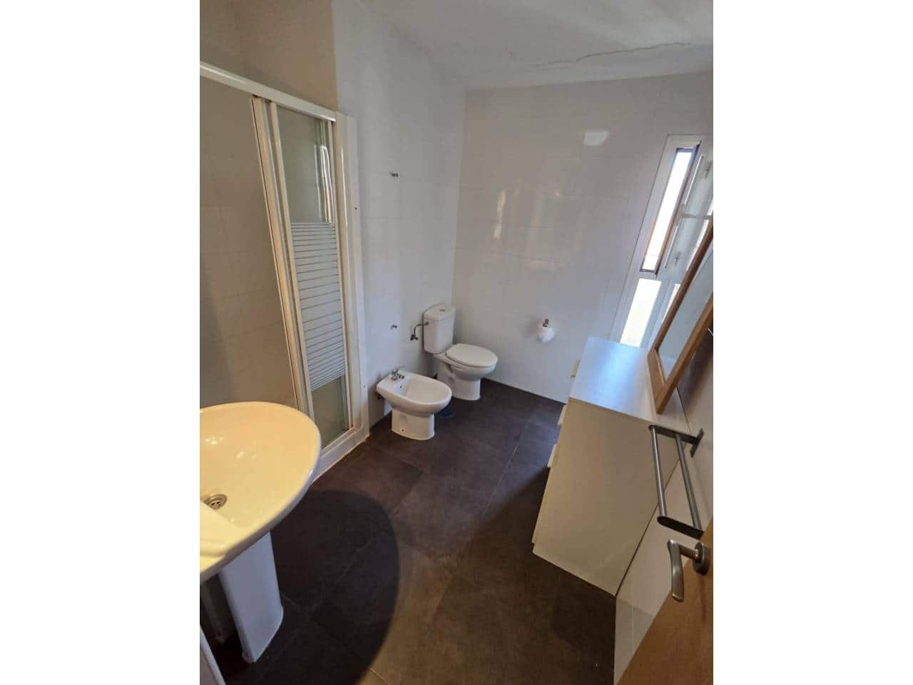 3 makuuhuone Asunto vuokrattavana paikassa Alicante kaupunki - 900 € (Ref: 6654958)