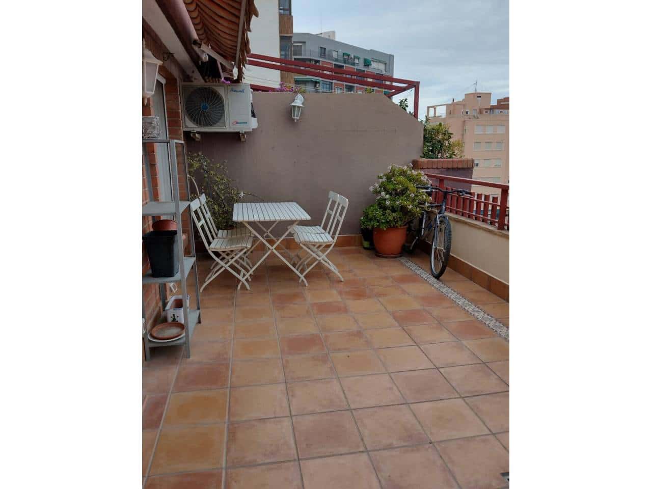 3 camera da letto Appartamento da affittare in Alicante citta con garage - 1.800 € (Rif: 6788366)