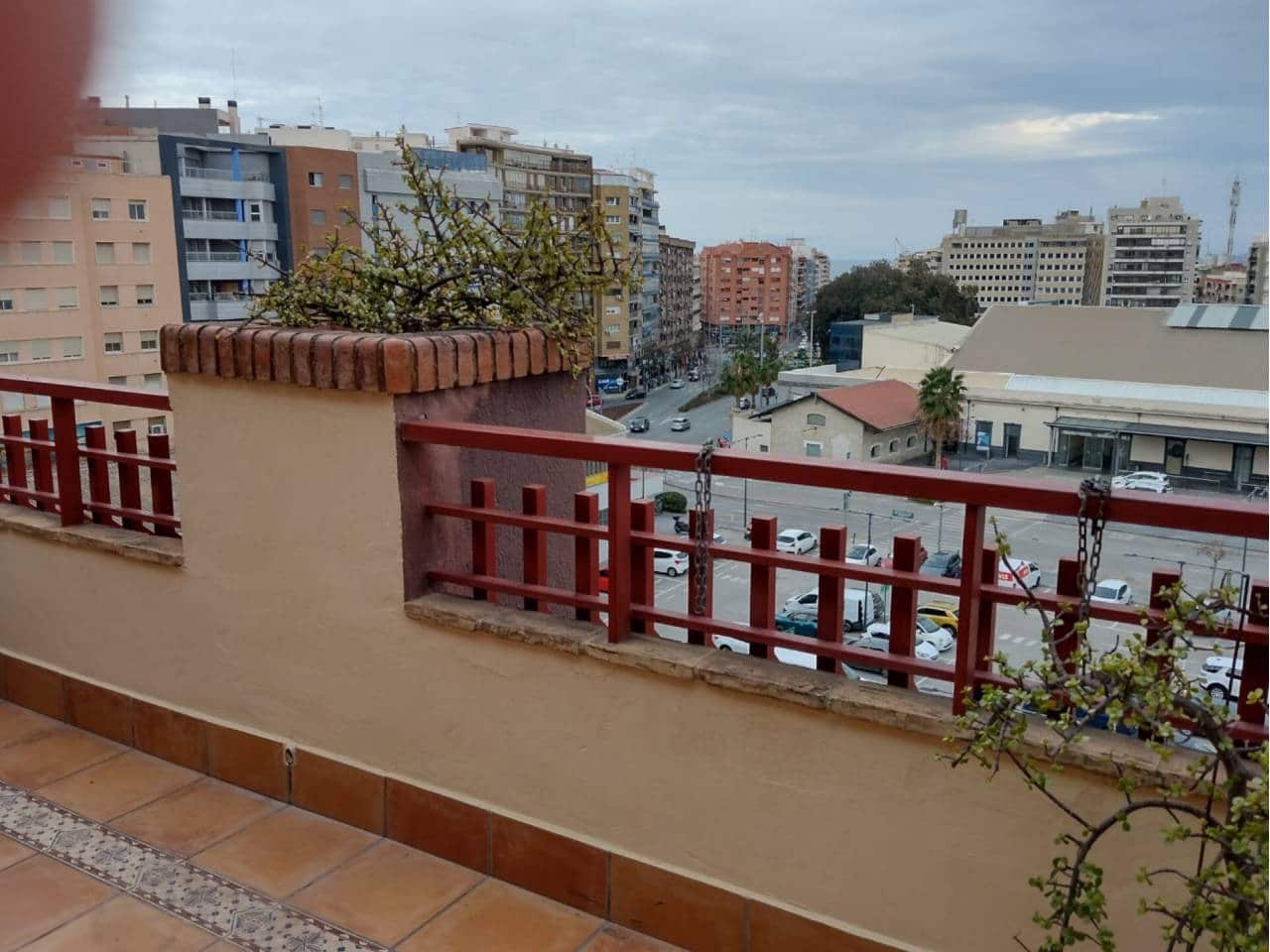 3 camera da letto Appartamento da affittare in Alicante citta con garage - 1.800 € (Rif: 6788366)