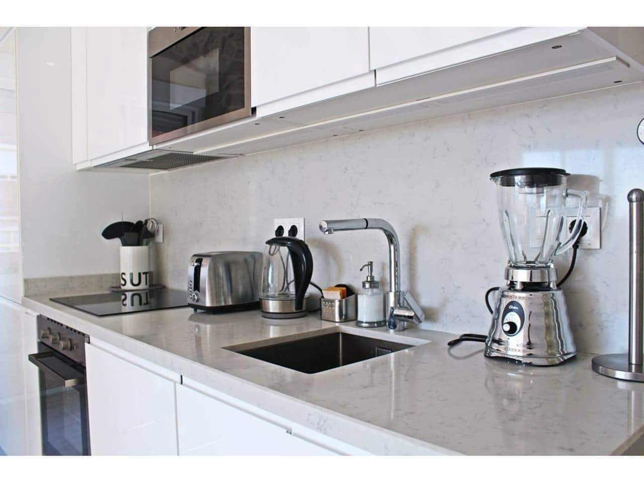 3 quarto Apartamento para arrendar em Alicante cidade - 1 300 € (Ref: 6971419)