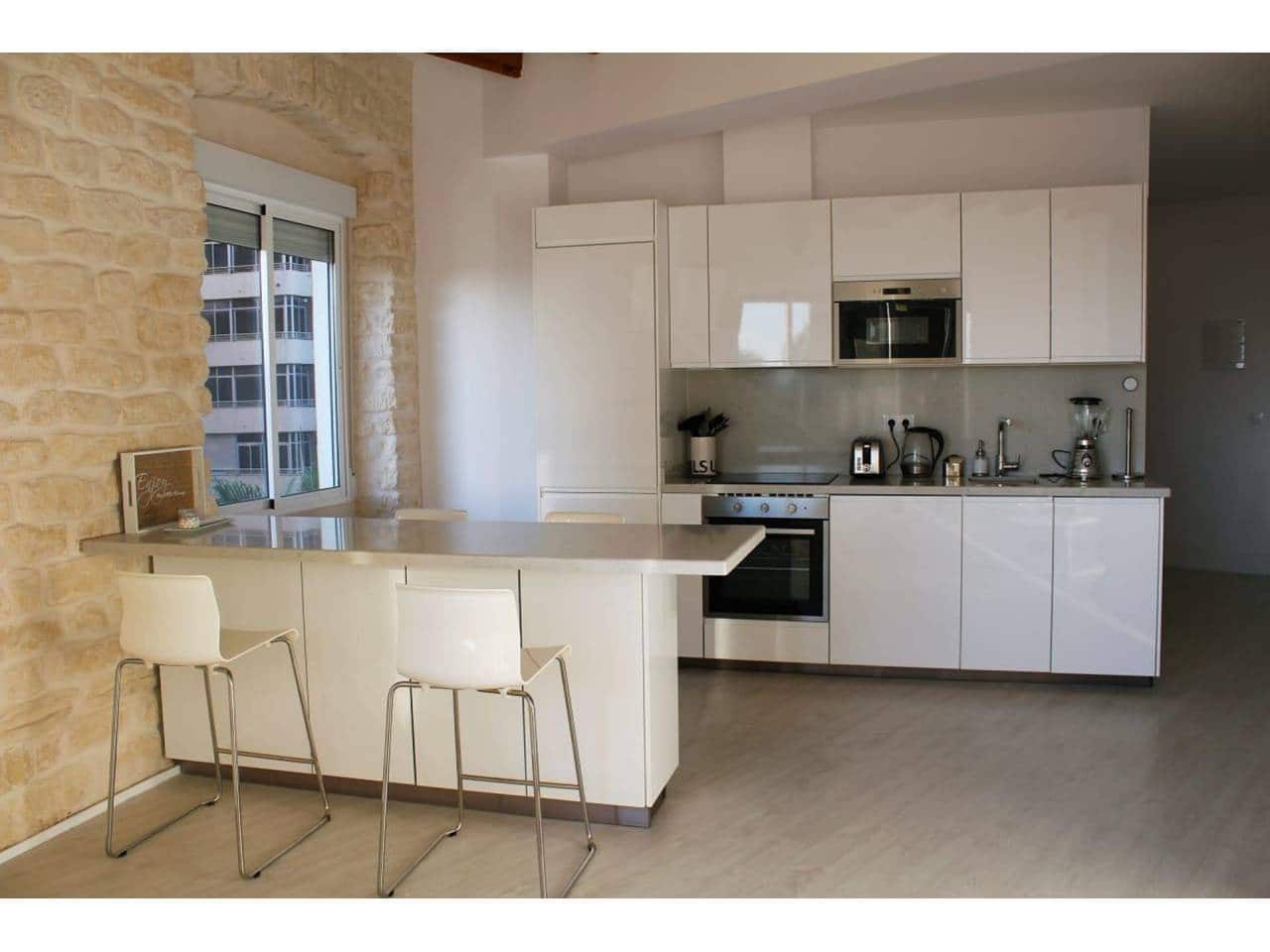 3 quarto Apartamento para arrendar em Alicante cidade - 1 300 € (Ref: 6971419)