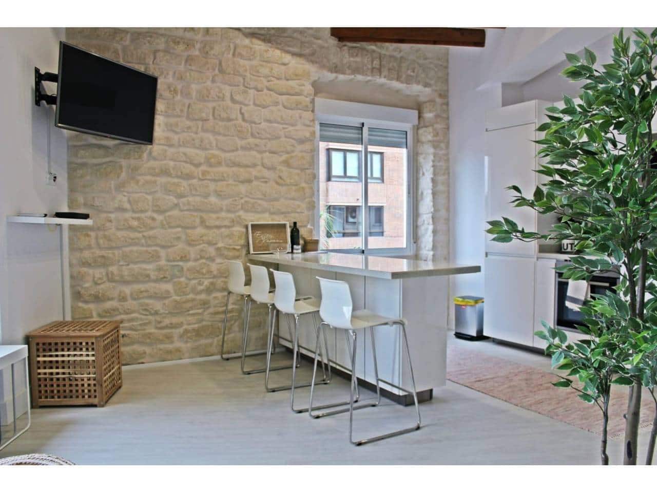 3 quarto Apartamento para arrendar em Alicante cidade - 1 300 € (Ref: 6971419)