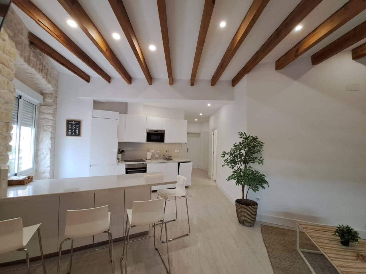 3 quarto Apartamento para arrendar em Alicante cidade - 1 300 € (Ref: 6971419)