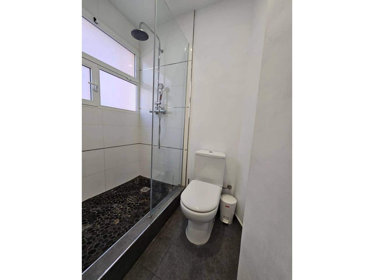 3 quarto Apartamento para arrendar em Alicante cidade - 1 300 € (Ref: 6971419)
