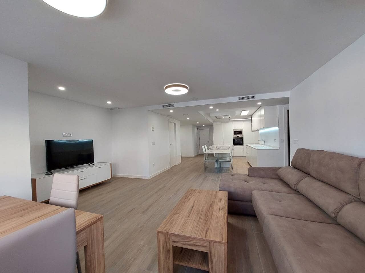 3 quarto Apartamento para arrendar em Alicante cidade com garagem - 1 500 € (Ref: 7158630)