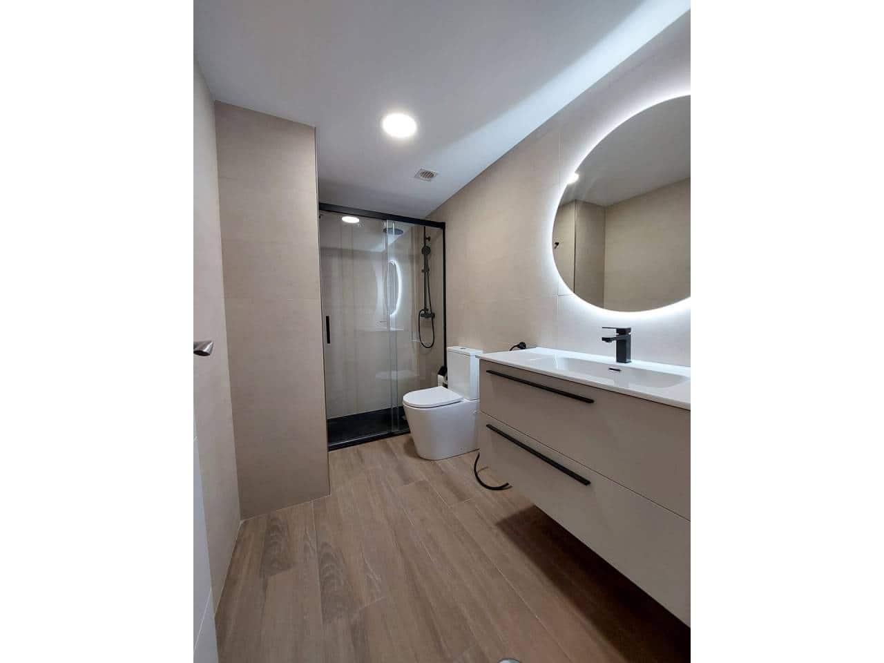 3 quarto Apartamento para arrendar em Alicante cidade com garagem - 1 500 € (Ref: 7158630)