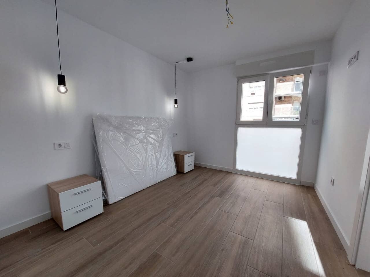 3 quarto Apartamento para arrendar em Alicante cidade com garagem - 1 500 € (Ref: 7158630)