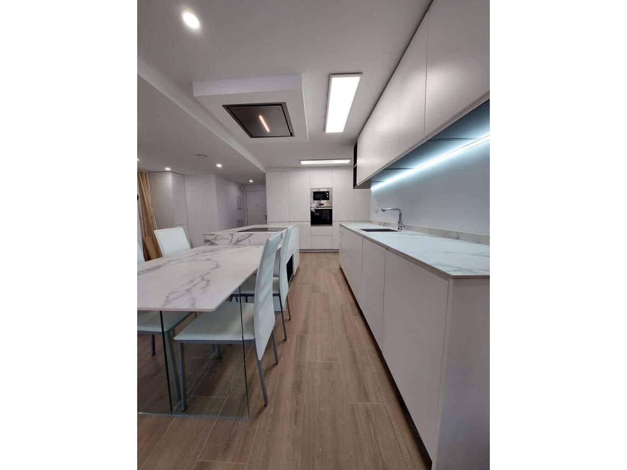 3 quarto Apartamento para arrendar em Alicante cidade com garagem - 1 500 € (Ref: 7158630)