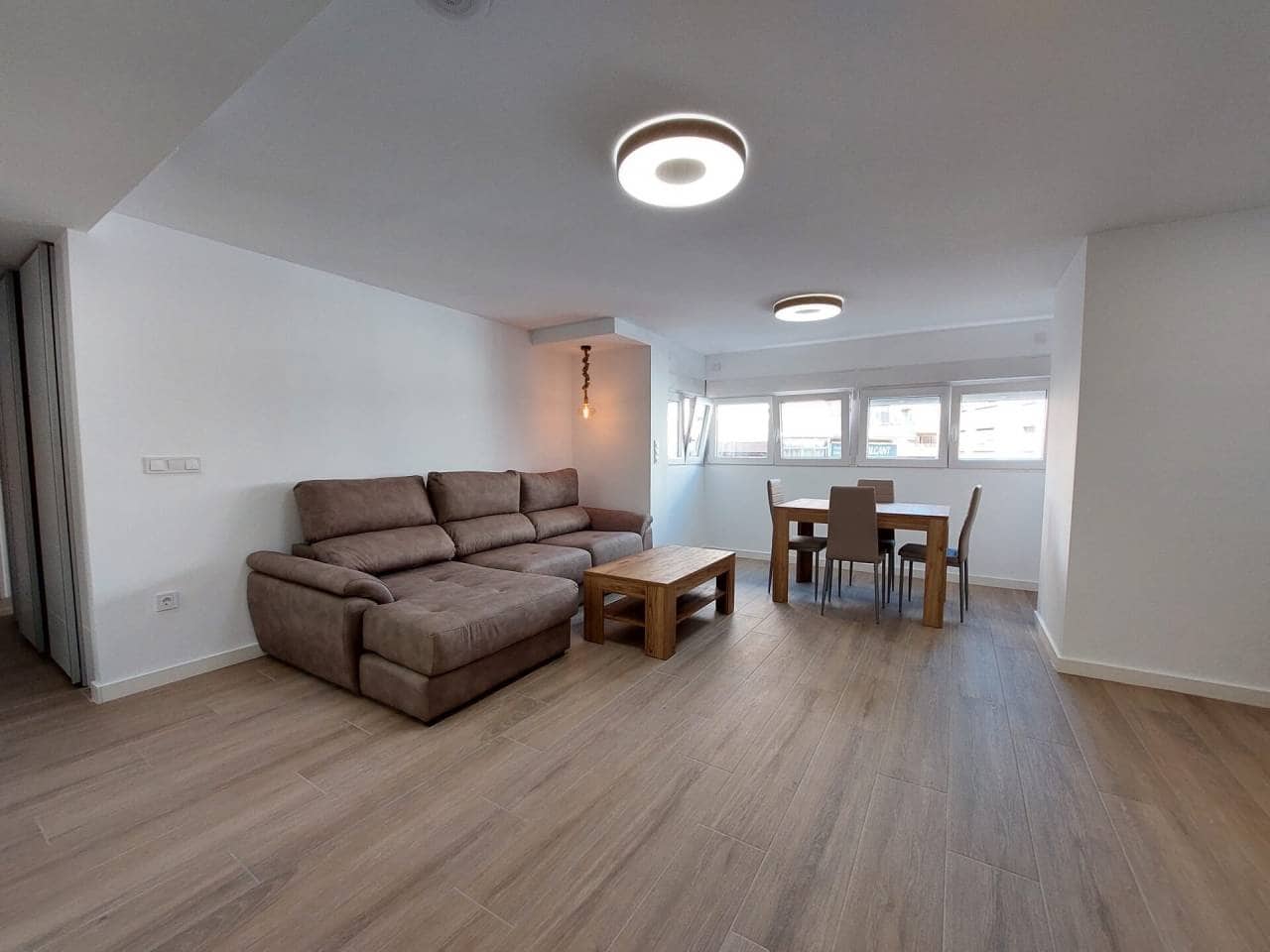 3 quarto Apartamento para arrendar em Alicante cidade com garagem - 1 500 € (Ref: 7158630)