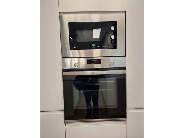 3 quarto Apartamento para arrendar em Alicante cidade com garagem - 1 500 € (Ref: 7158630)