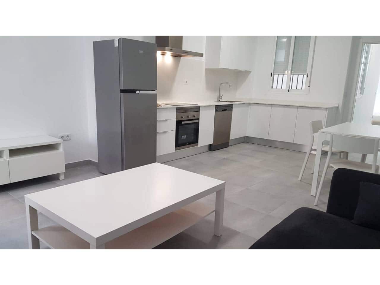 1 soveværelse Lejlighed til leje i Alicante by - € 850 (Ref: 7257607)