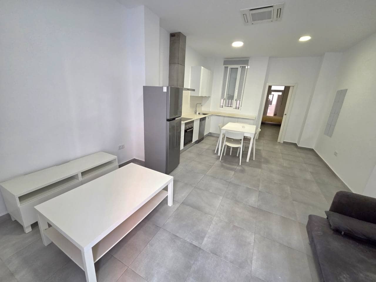 1 soveværelse Lejlighed til leje i Alicante by - € 850 (Ref: 7257607)