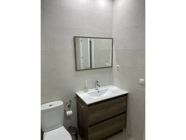 1 soveværelse Lejlighed til leje i Alicante by - € 850 (Ref: 7314714)