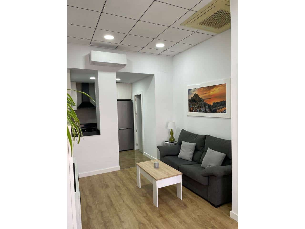 1 soveværelse Lejlighed til leje i Alicante by - € 850 (Ref: 7314714)