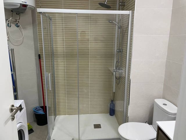 1 soveværelse Lejlighed til leje i Alicante by - € 850 (Ref: 7314714)