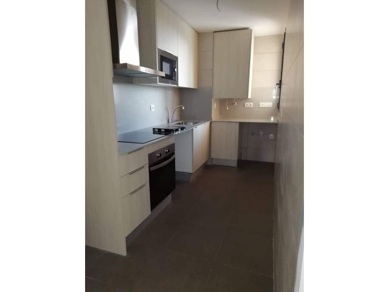 2 quarto Penthouse para arrendar em El Campello com piscina garagem - 1 400 € (Ref: 7375018)