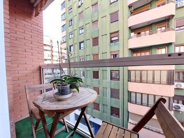 Piso de 2 habitaciones en Alicante / Alacant ciudad en alquiler - 1.200 € (Ref: 7462837)