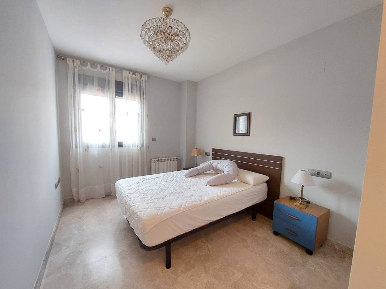 2 bedroom Flat for rent in Alicante / Alacant city with garage - € 1,200 (Ref: 7537781)